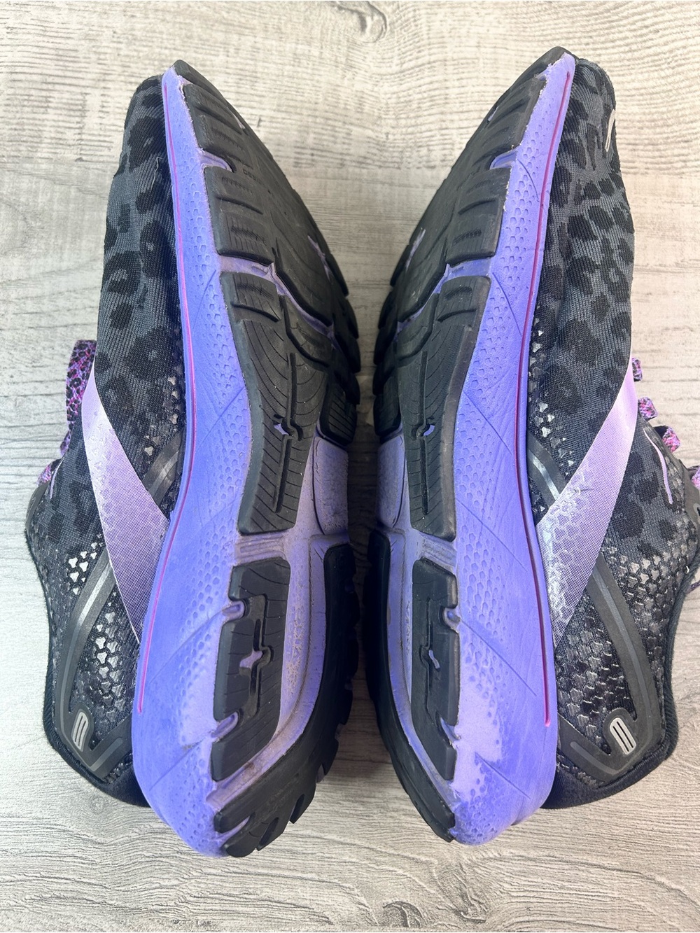 Brooks Women's Ghost 14 Electric Cheetah 🐆 Running Shoes - Black & Purple - Picture 6 of 9